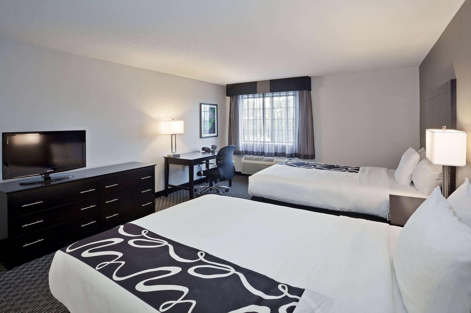Hotel La Quinta By Wyndham Cleveland Macedonia Esterno foto