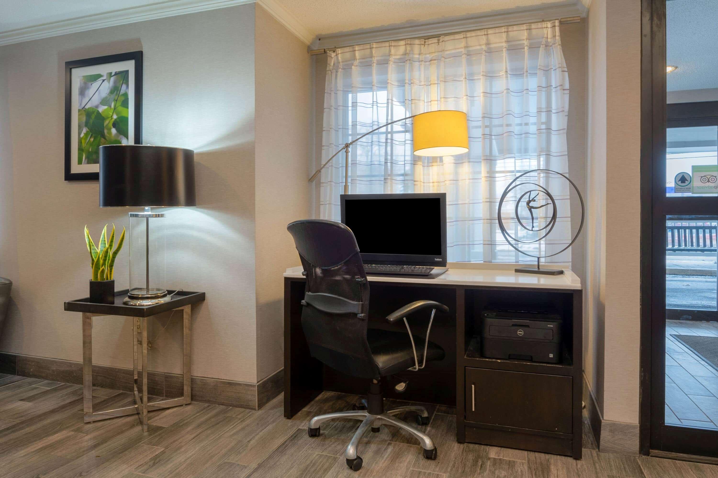 Hotel La Quinta By Wyndham Cleveland Macedonia Esterno foto