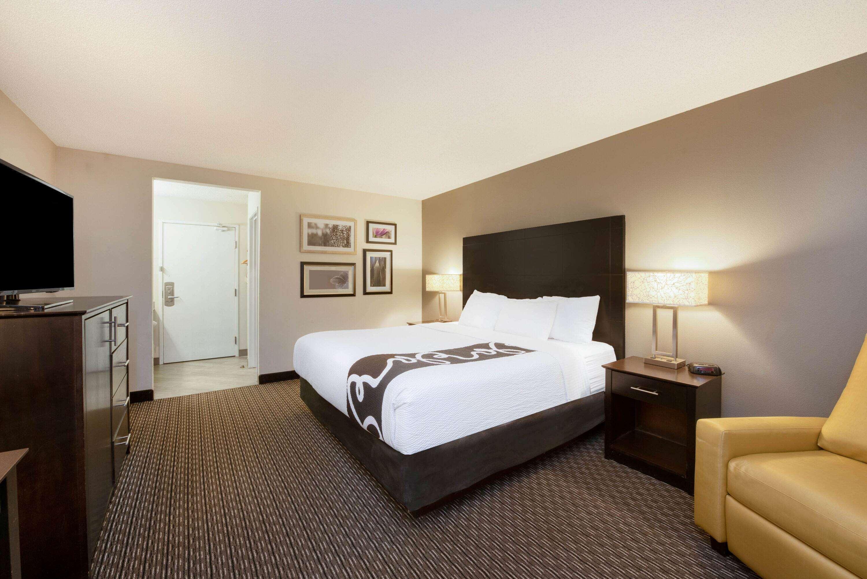 Hotel La Quinta By Wyndham Cleveland Macedonia Esterno foto