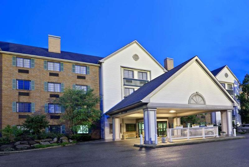 Hotel La Quinta By Wyndham Cleveland Macedonia Esterno foto